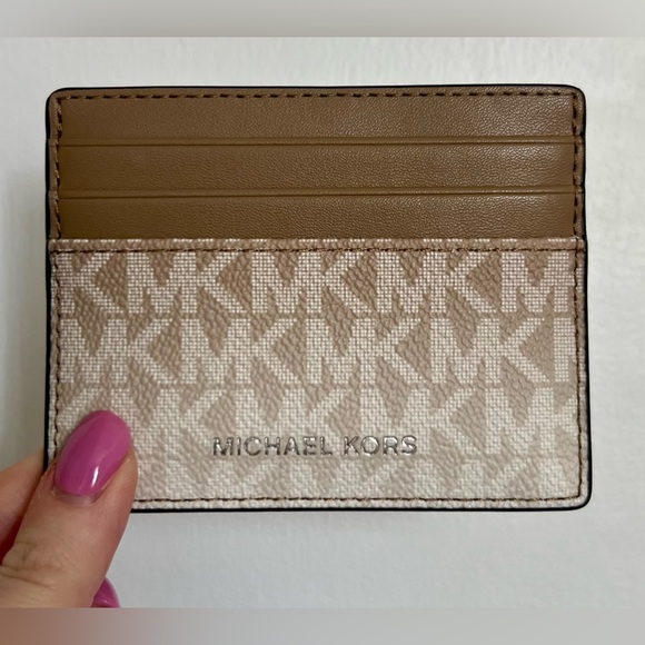 NWOT Michael Kors Cooper Ombré Tall Card Case - Picture 1 of 8